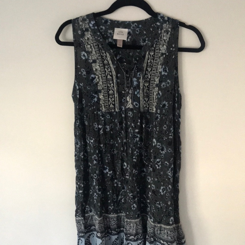 Beautiful floral and paisley printed dress